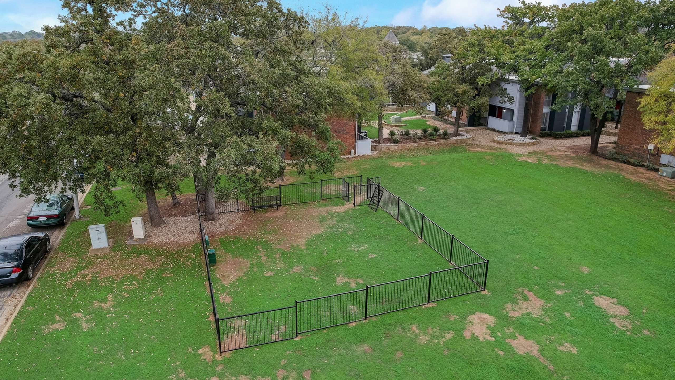 denton tx apartment dog park