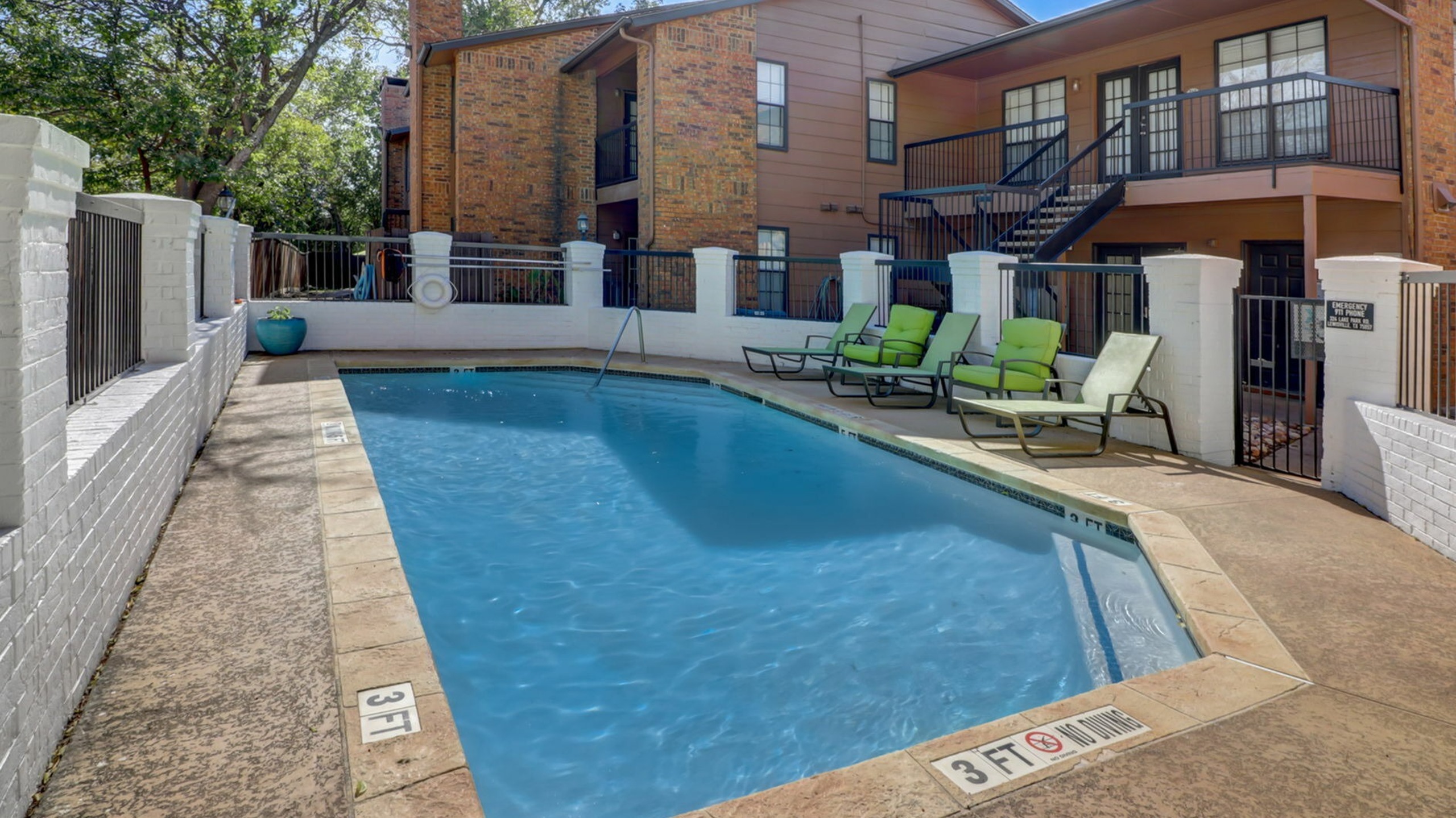 lewisville tx apartments pool