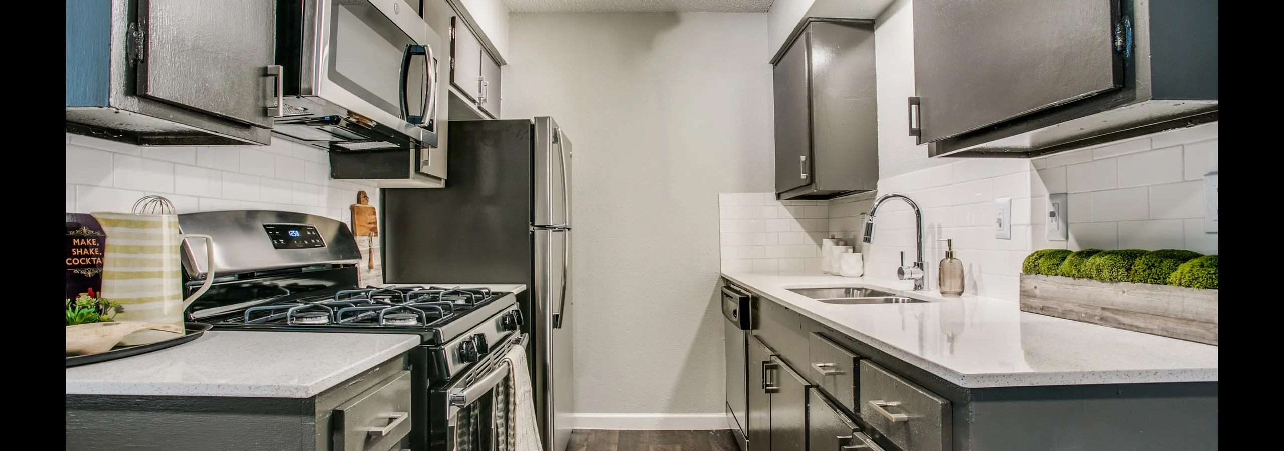 Saginaw apartments kitchen
