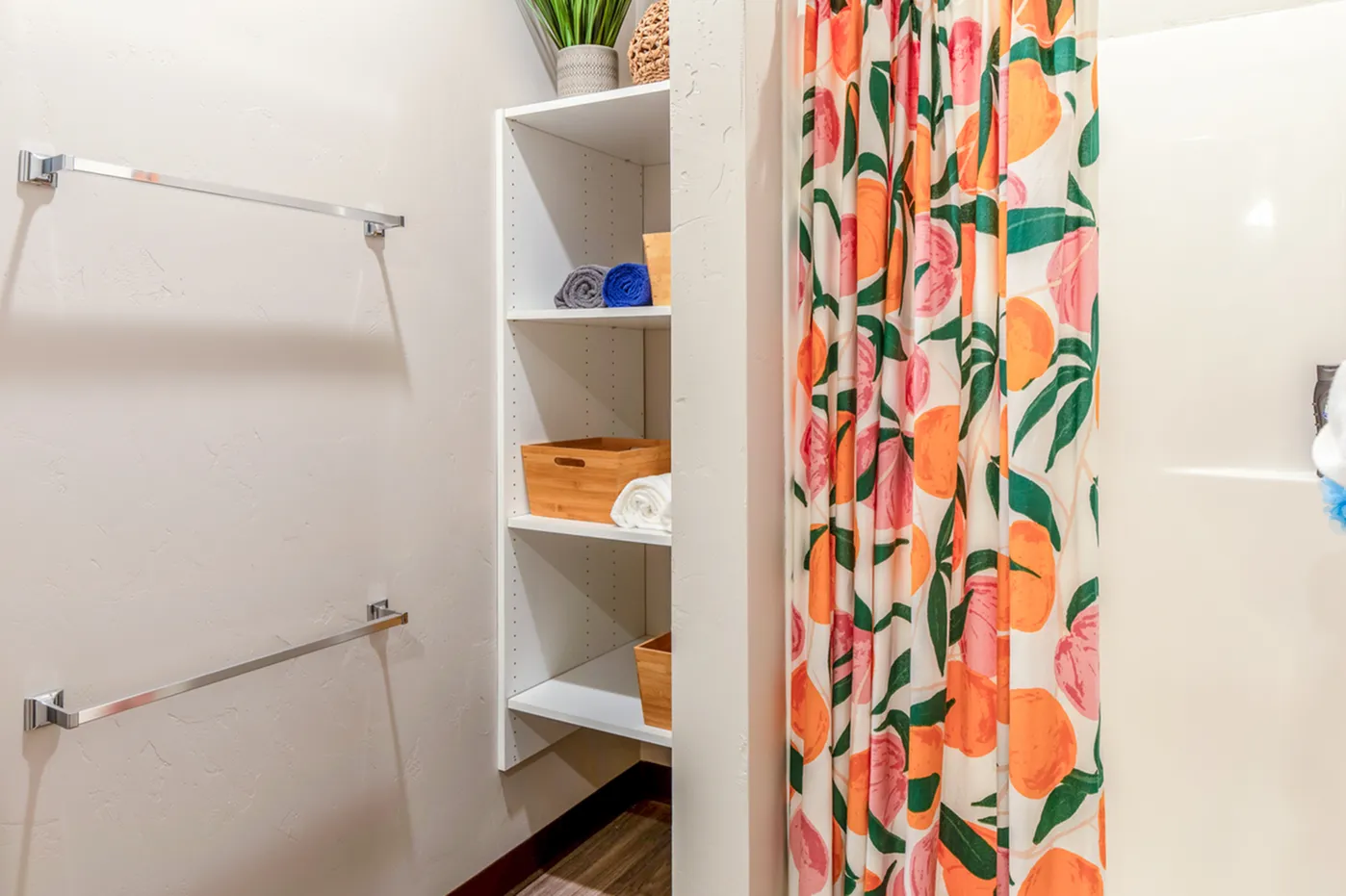 Towel rack in bathroom at Timberwolf Suites Student Living