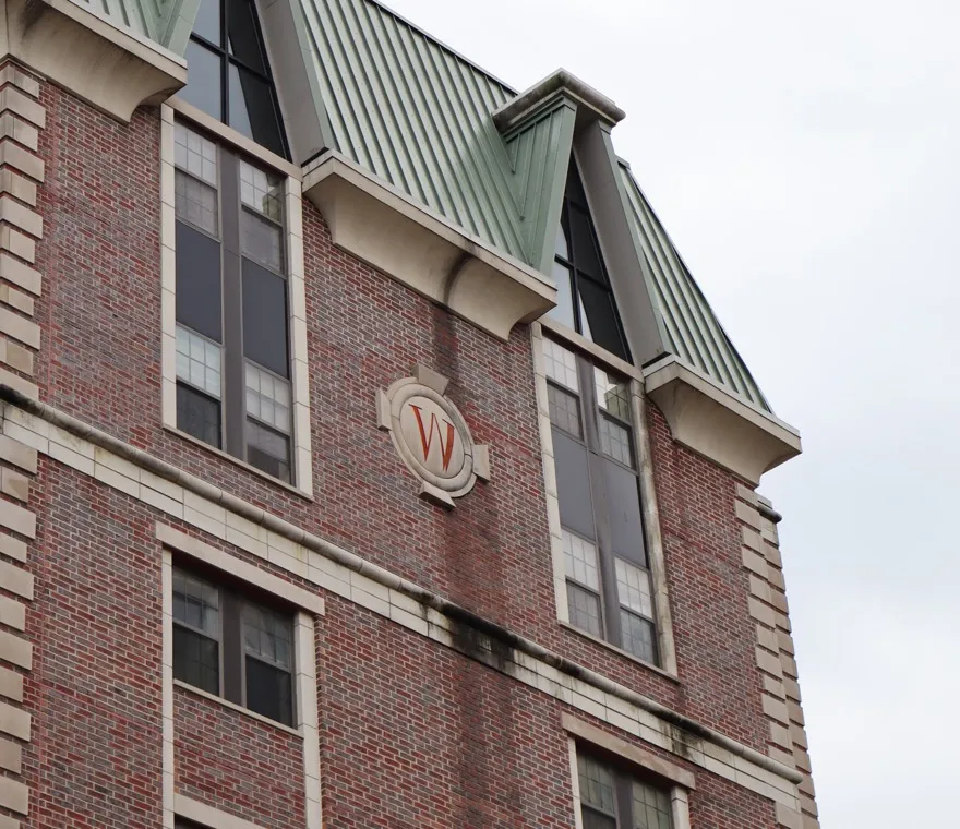 Collegiate campus Apartments-Exterior
