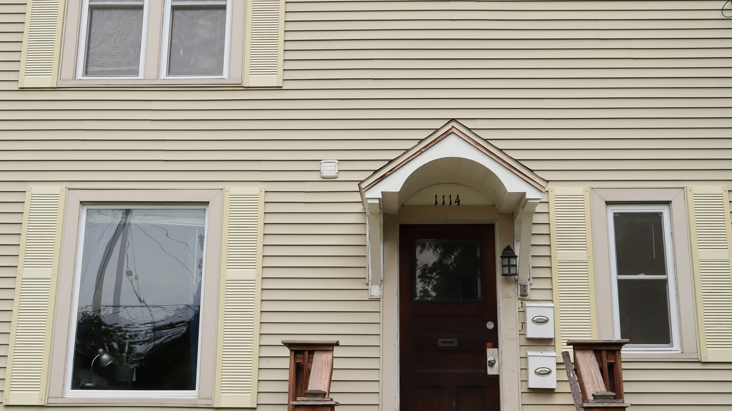 Exterior at 1114 Mound St