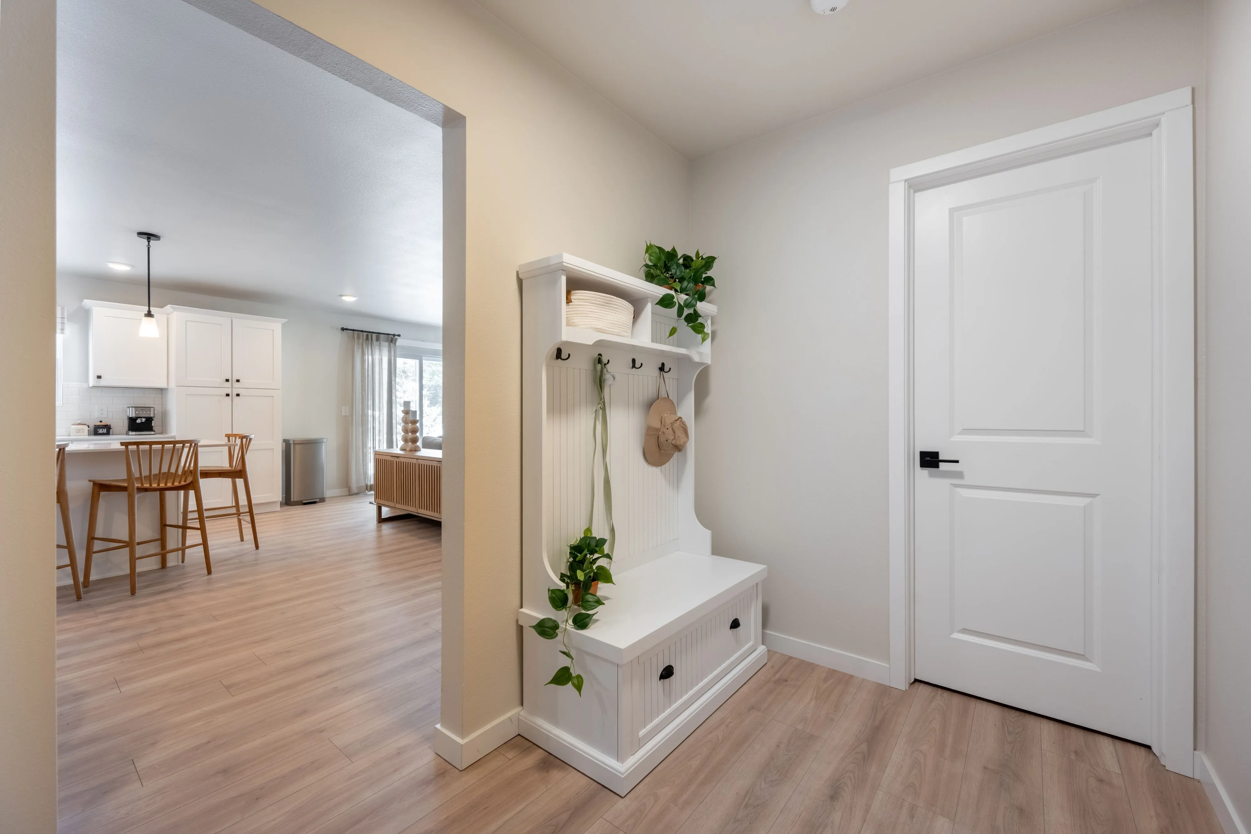 Bright and inviting entrance mudroom