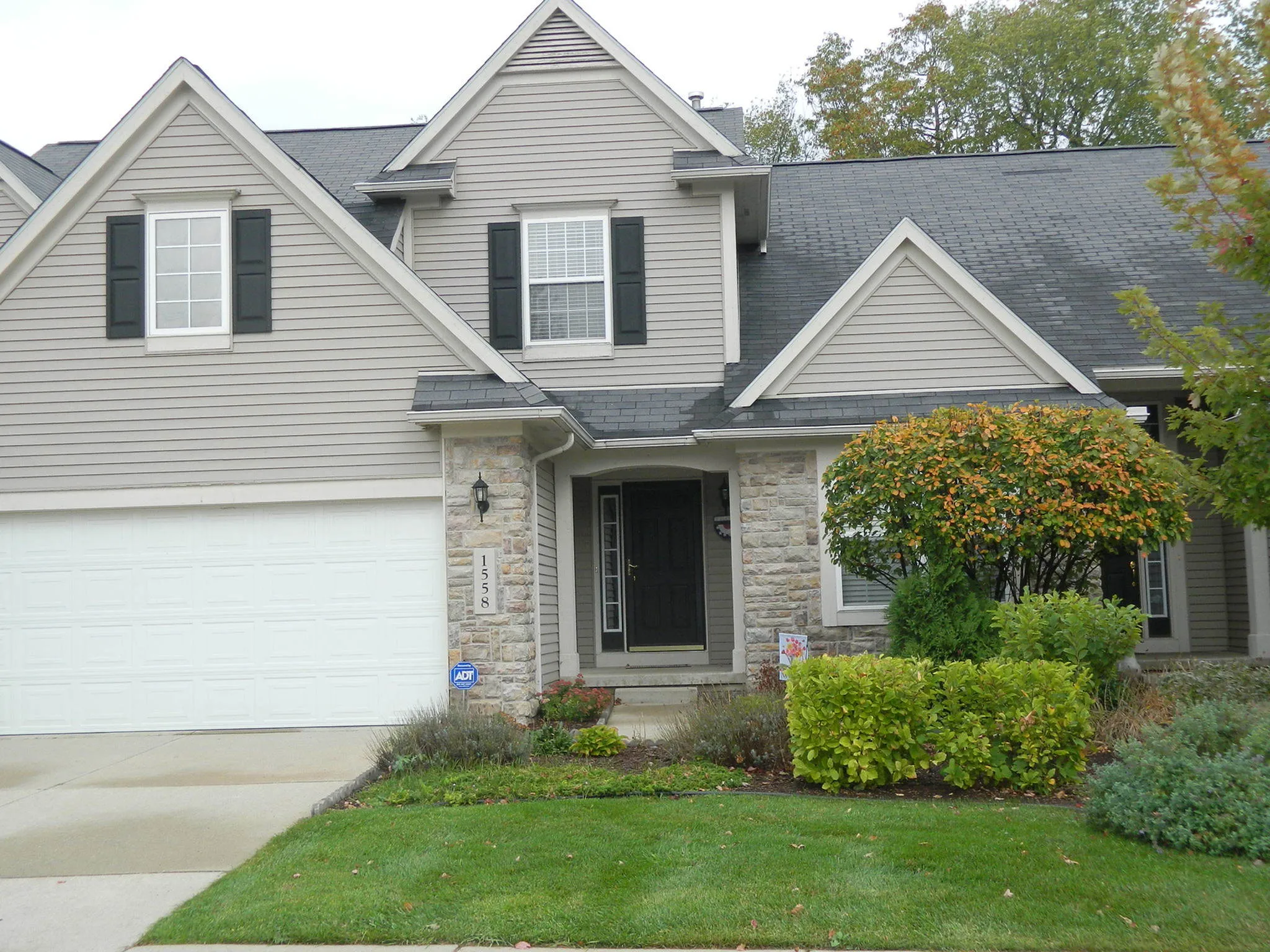 View Photos & Take A Virtual Tour Mallard Pond Apartments & Condos