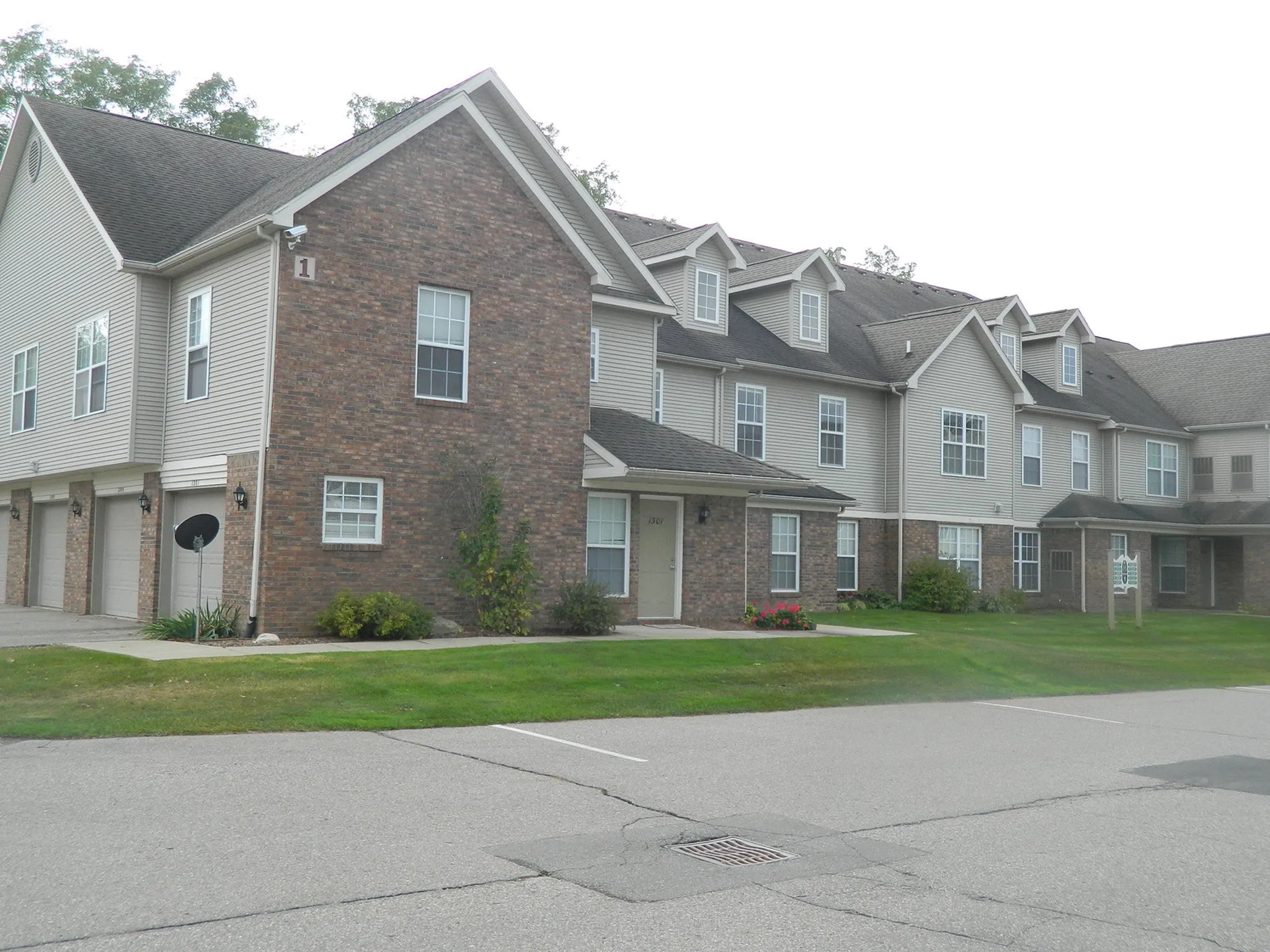 View Photos & Take A Virtual Tour Mallard Pond Apartments & Condos