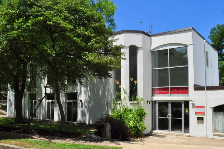Greenbriar Club Apartments