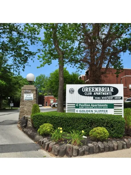 Greenbriar Club Apartments