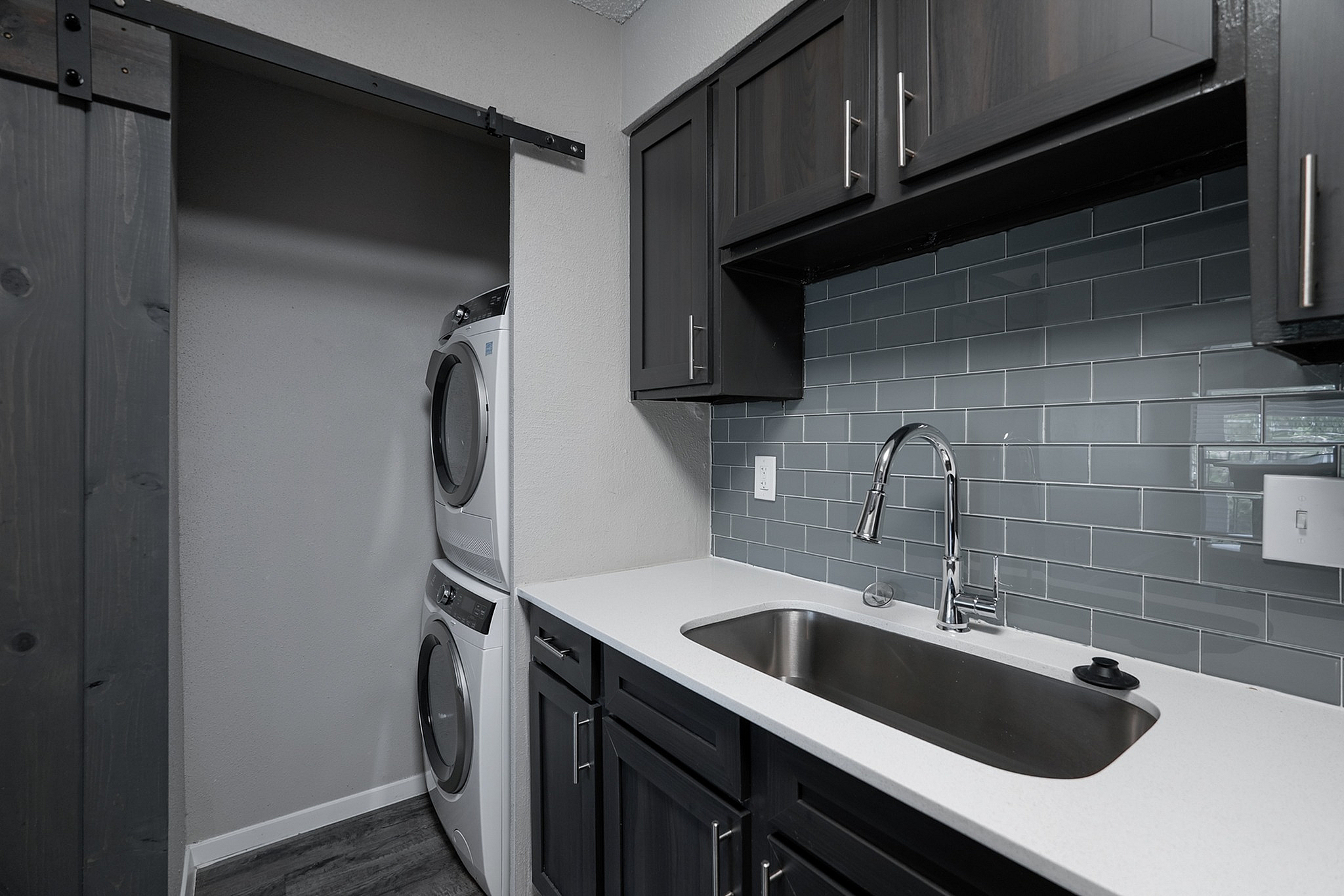 Establishment Washer & Dryer