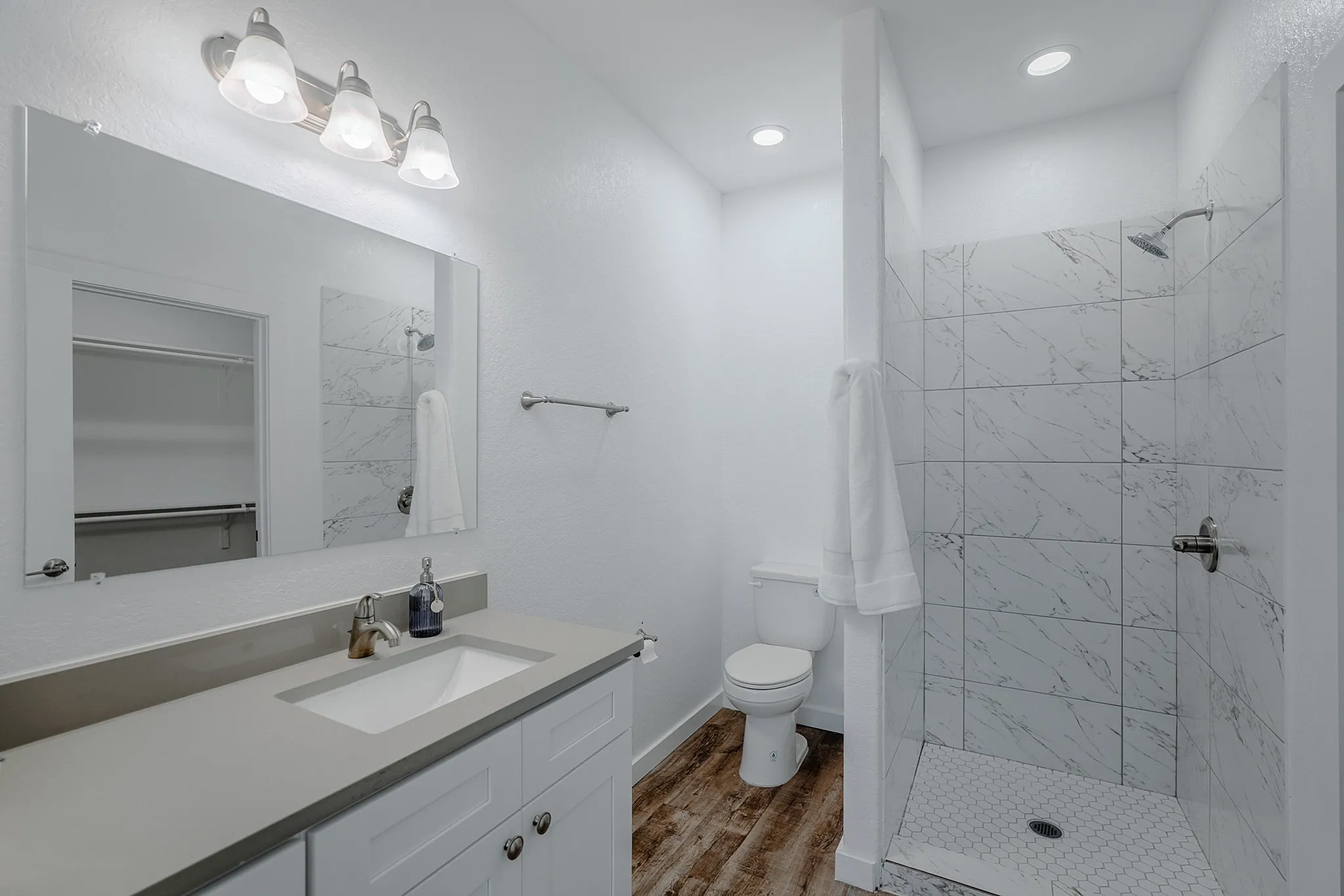 Belcara Luxury Townhomes Bathroom