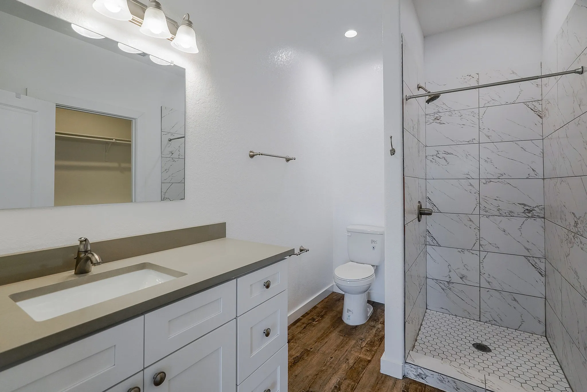 Belcara Luxury Townhomes Bathroom