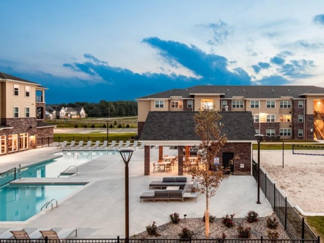 Resort-style Pool