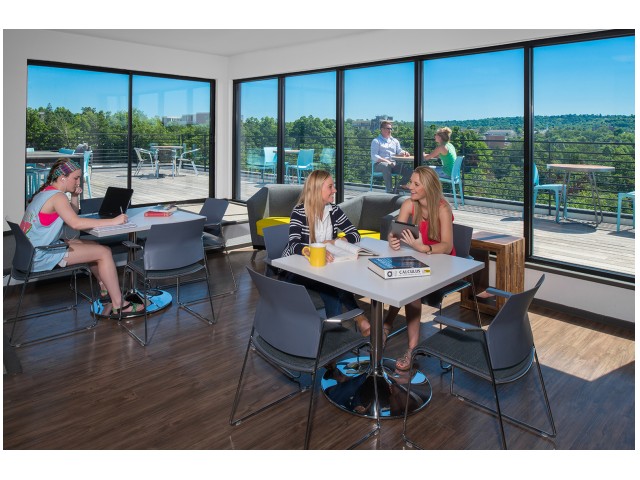 WiFi in Rooftop Lounge | The Cardinal at West Center | U of A Apartments Fayetteville AR