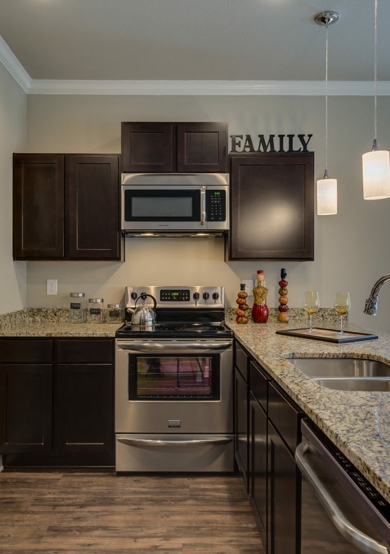 Belcara Luxury Townhomes Apartments In San Antonio, TX