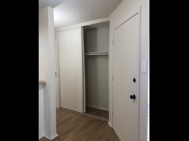 military, students, pets, apartments, new orleans