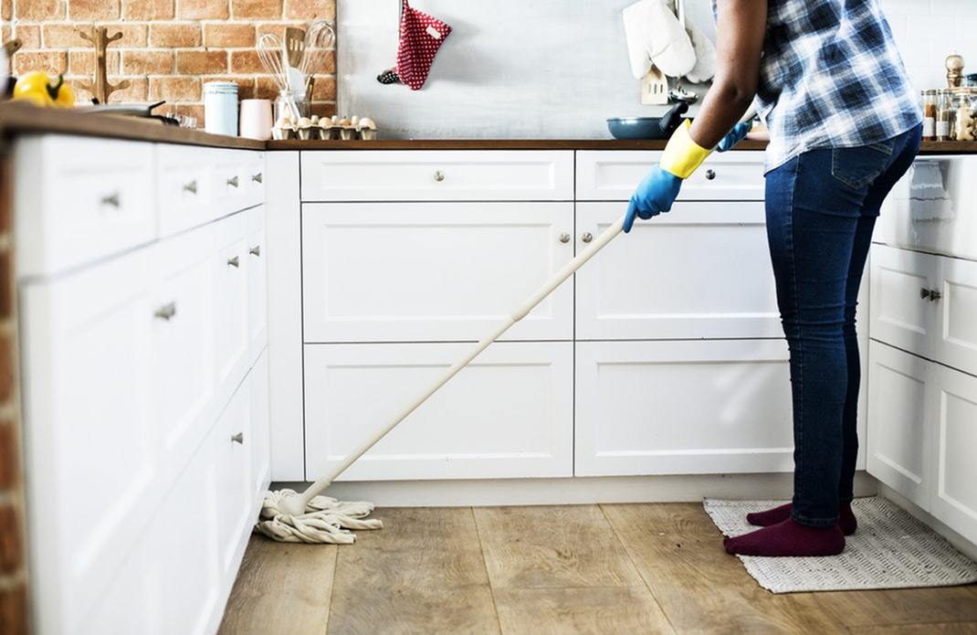 The Lazy Person's Guide to Cleaning Your Apartment-image