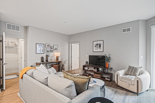 5 Ways to Make Your Overnight Guests Feel at Home-image