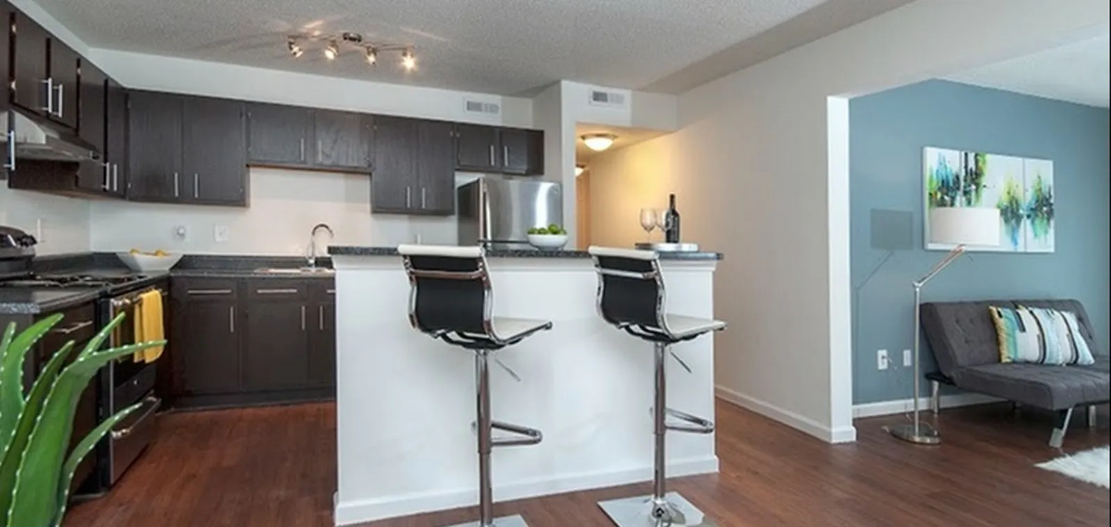 Designer Kitchen in 3 Bedroom Unit