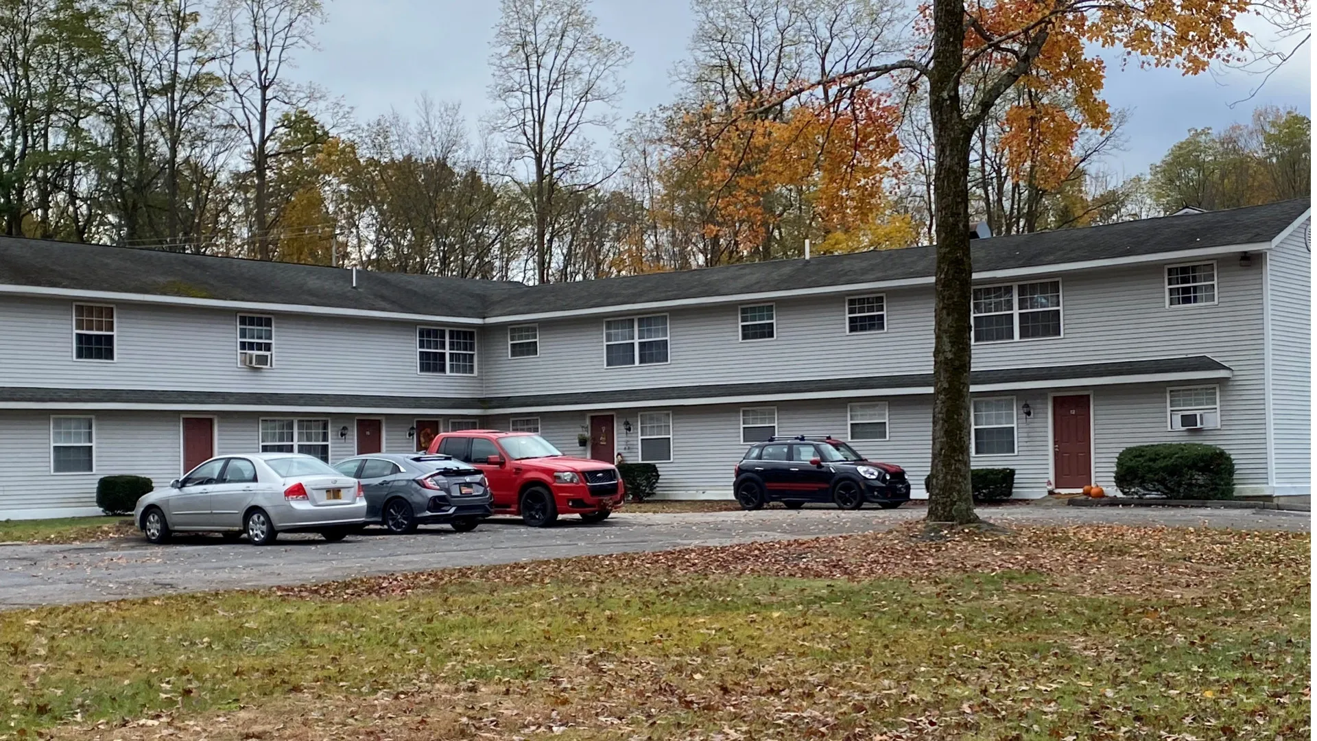 Canfield Apartments Wilton NY