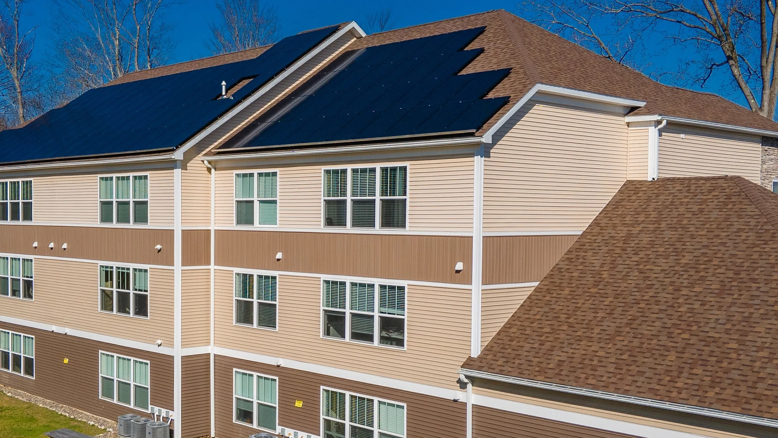Rooftop solar panels on Sunrise Solars Apartments in Latham, NY