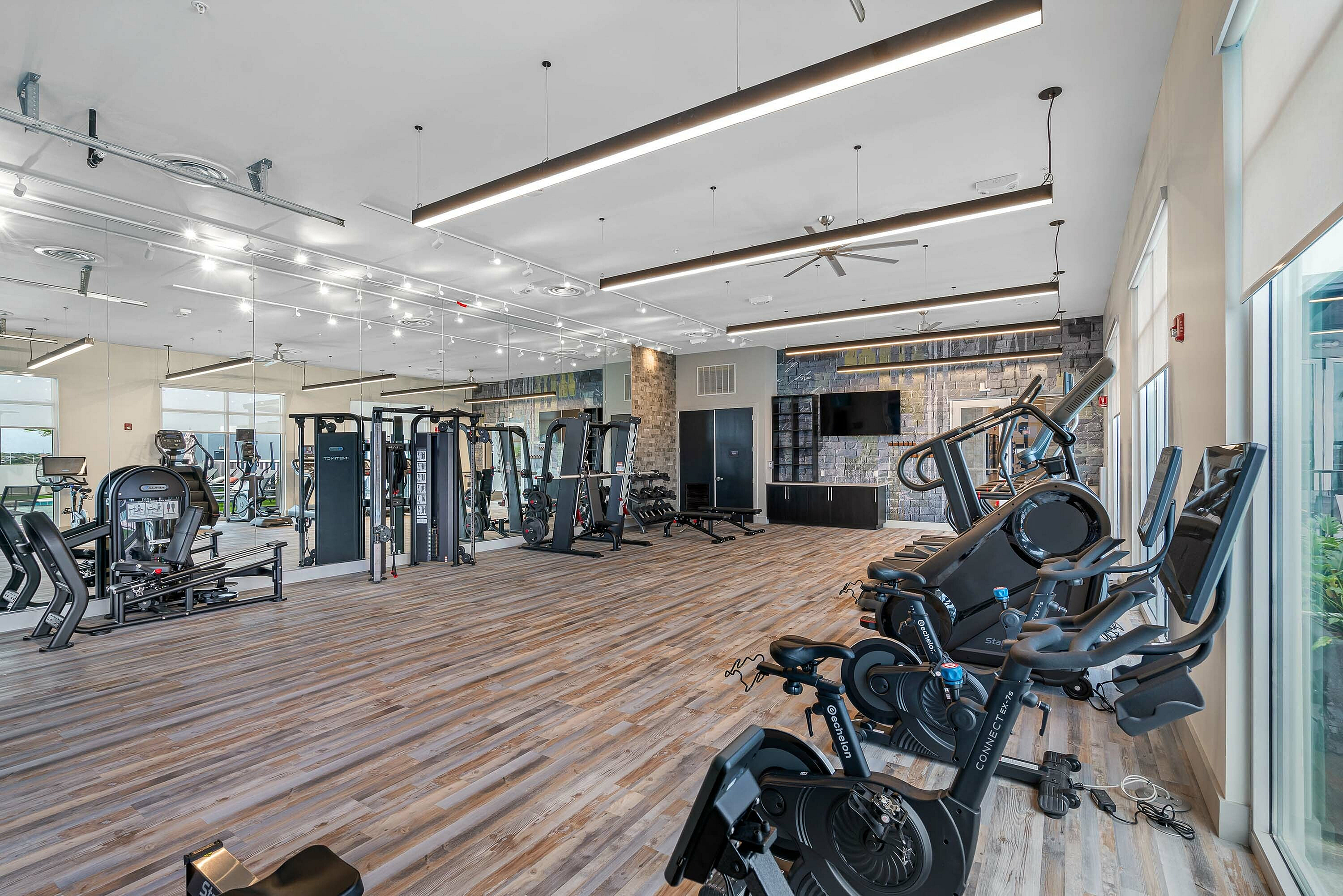 View Photos & Take A Virtual Tour | Niche | Luxury Apartments