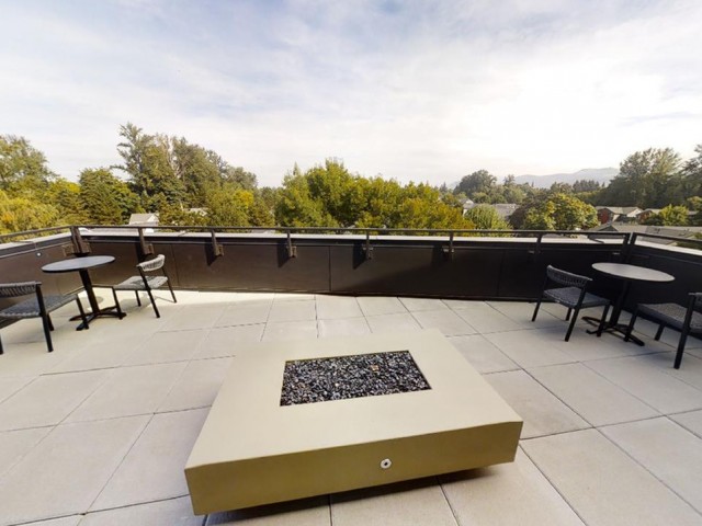Outdoor Lounge Area at The Flats at Chase Student Apartments in Eugene, OR