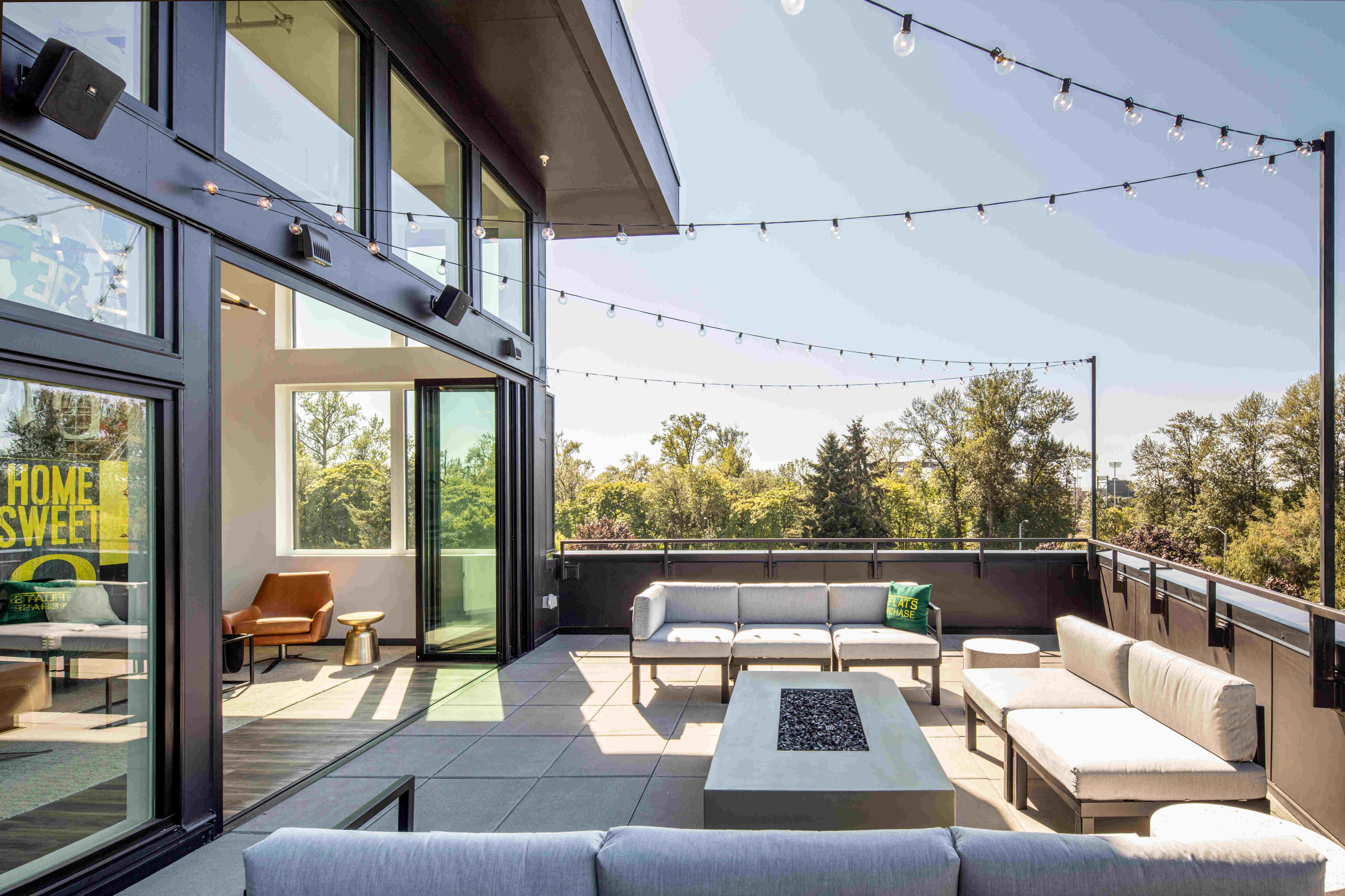 Rooftop Sun Deck at The Flats at Chase Student Apartments in Eugene, OR