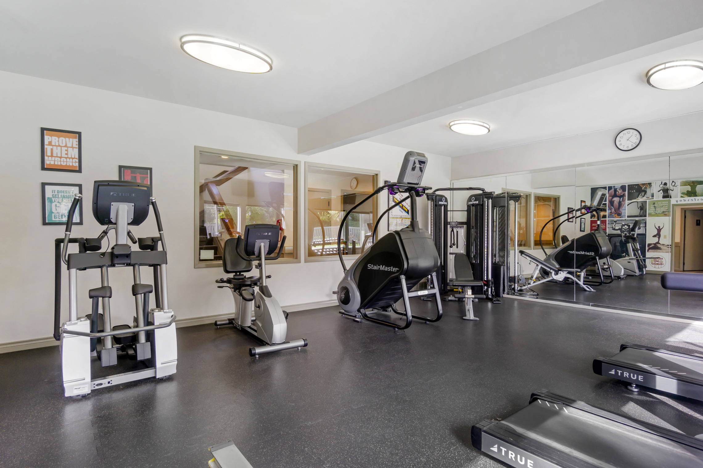 24/Hour Fitness room at Alderwood Heights in Lynnwood, WA.