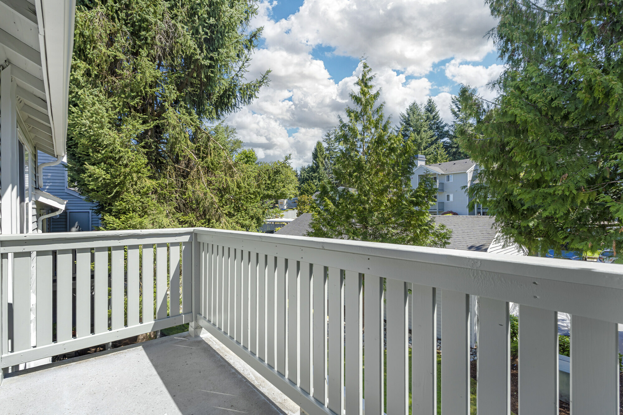 Private balconies and patios at Canyon Springs apartment homes in Lynnwood, WA