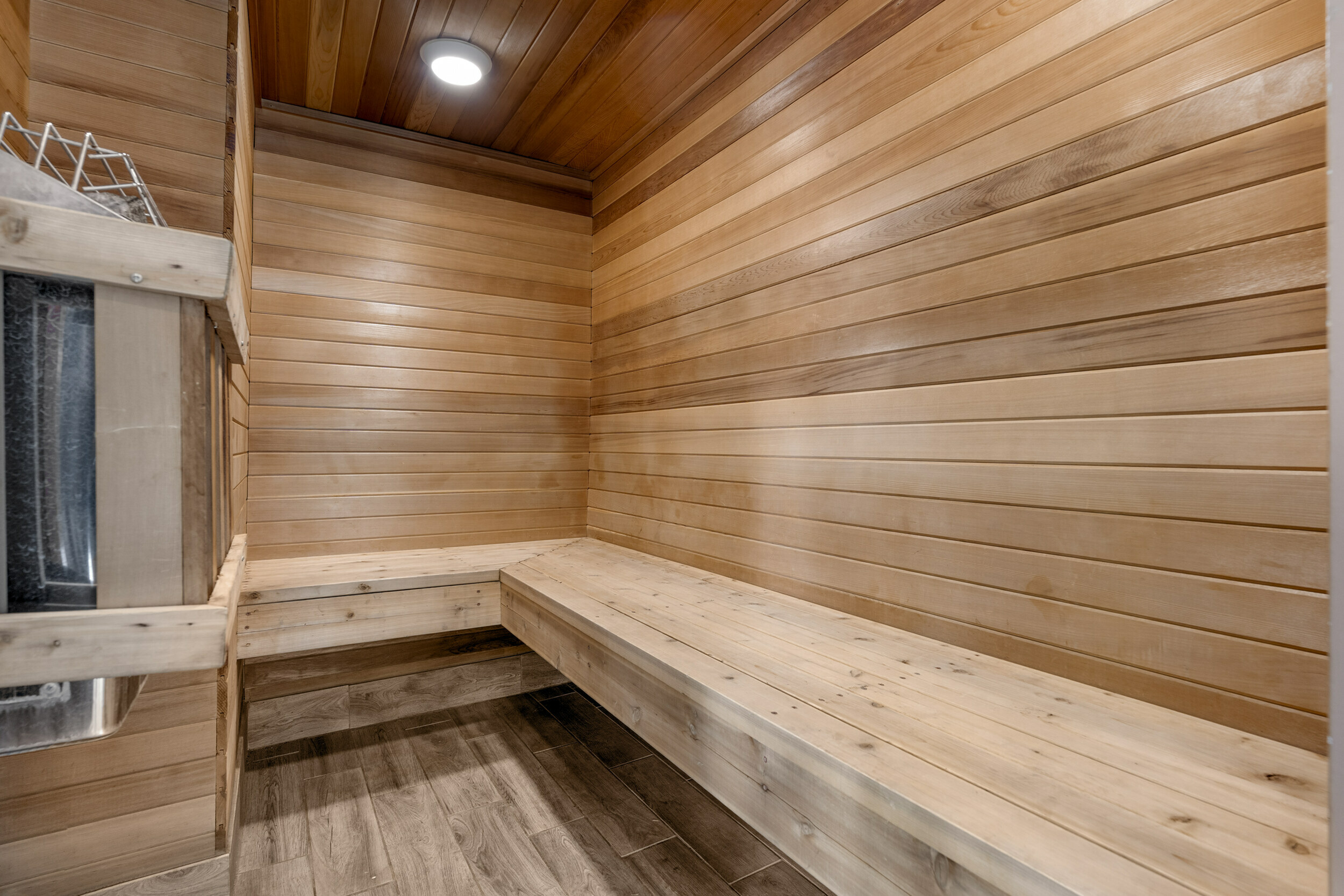 The Colony at Bear Creek apartment in Redmond sauna and spa