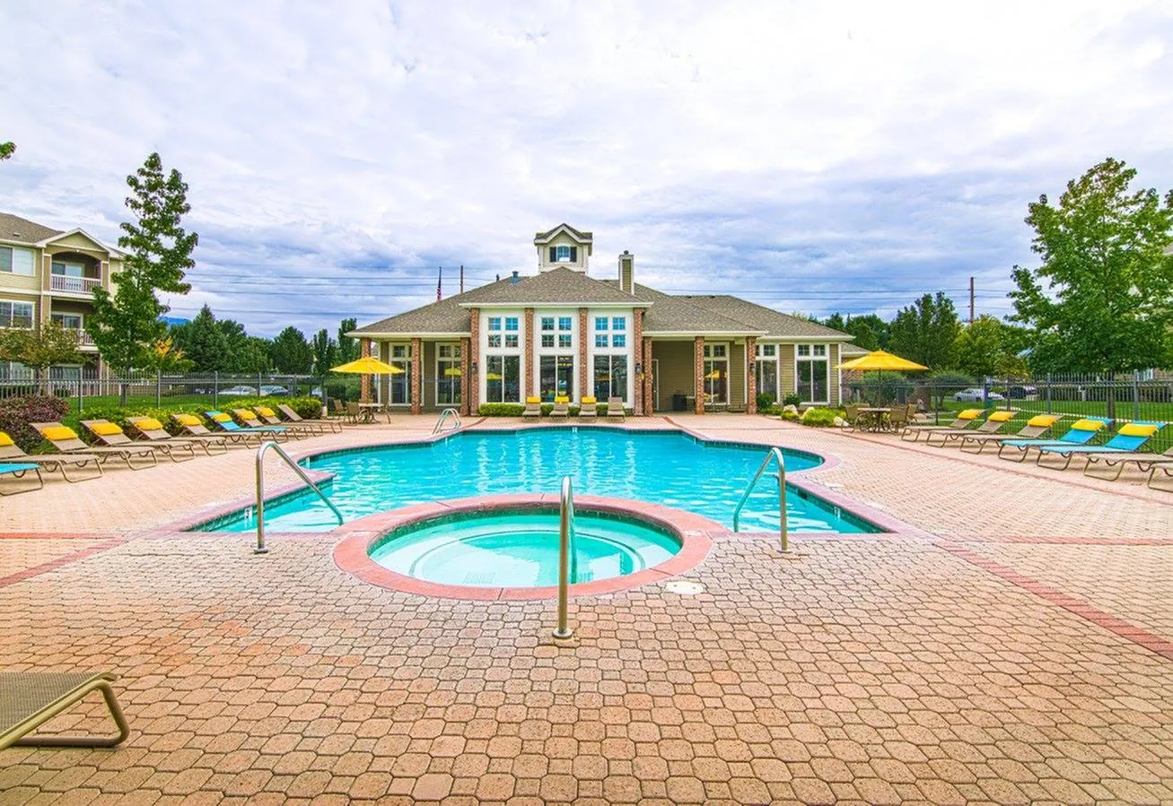 Resort-style pool at Pinnacle Mountain View apartments in Clearfield, UT