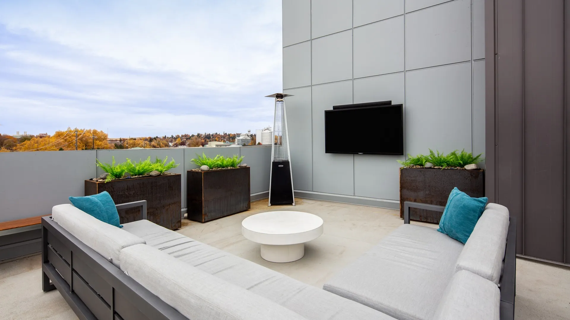Rooftop Lounge