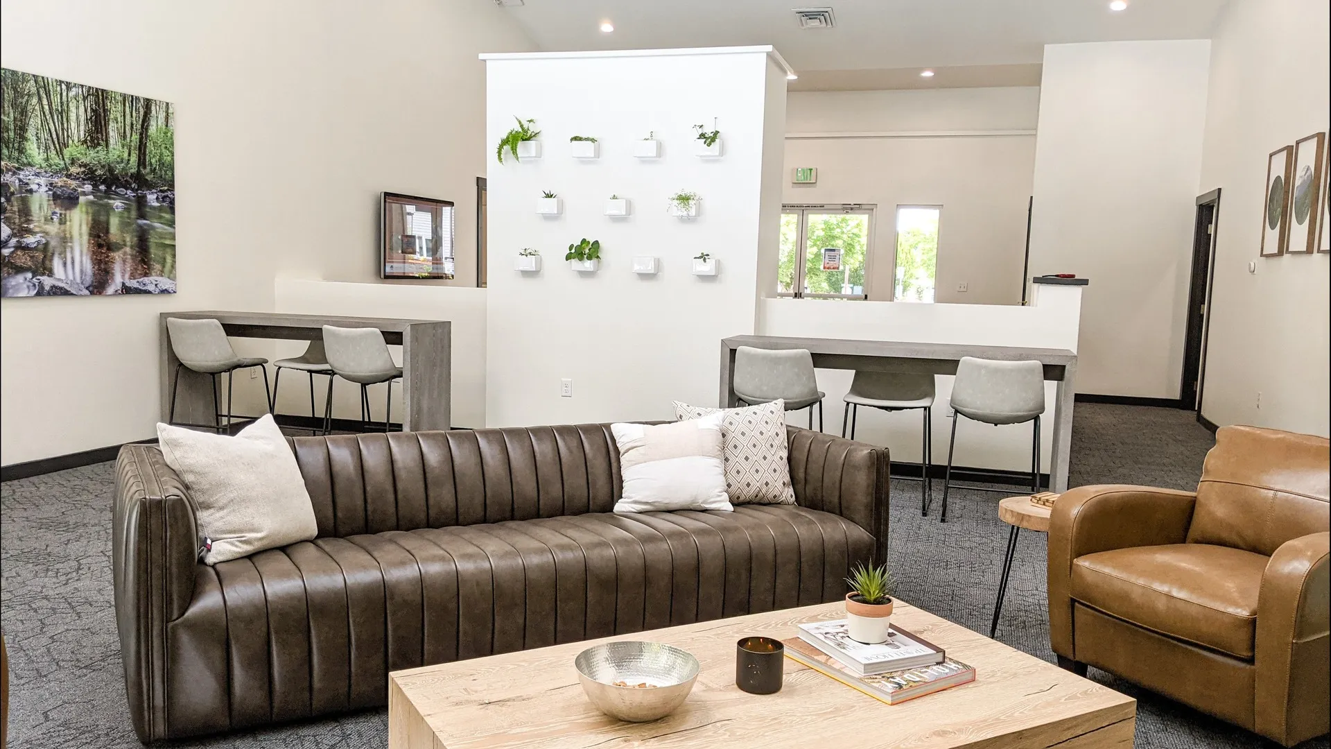 Grand Oaks Apartments Eugene Oregon Leasing Office