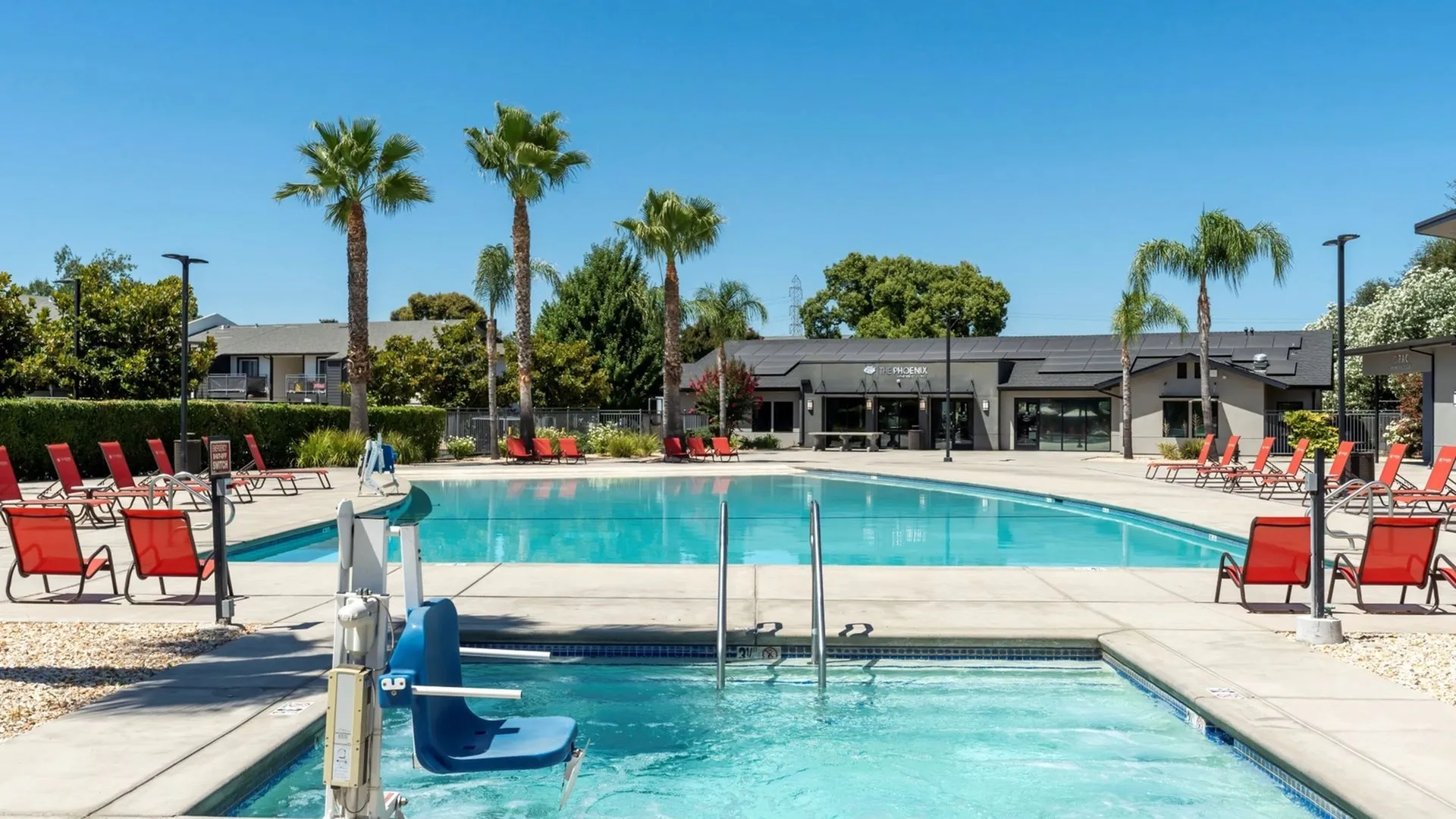 Resort-Style Pool & Hot Tub