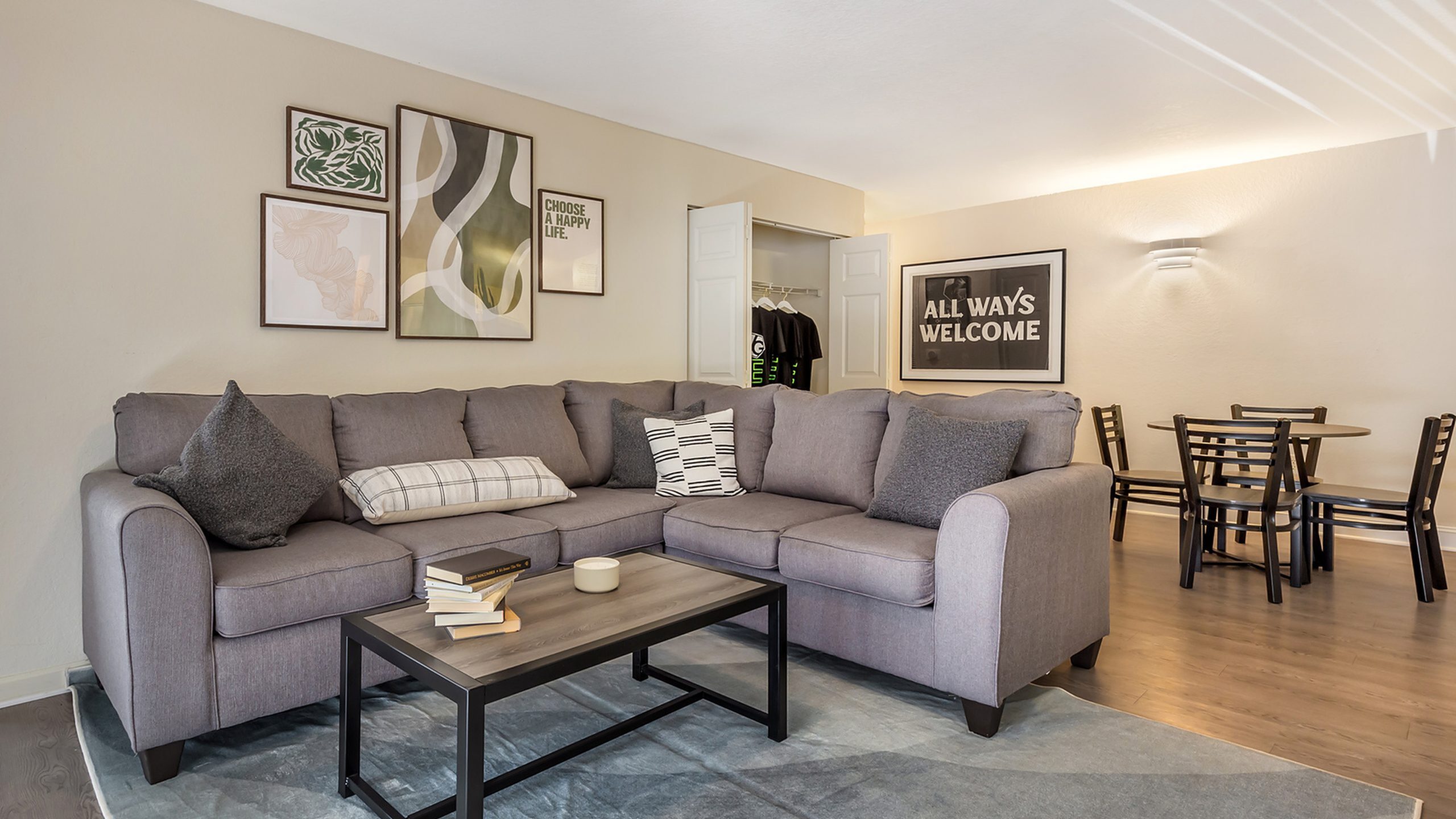 Village Green Student Housing - Cozy Living Room
