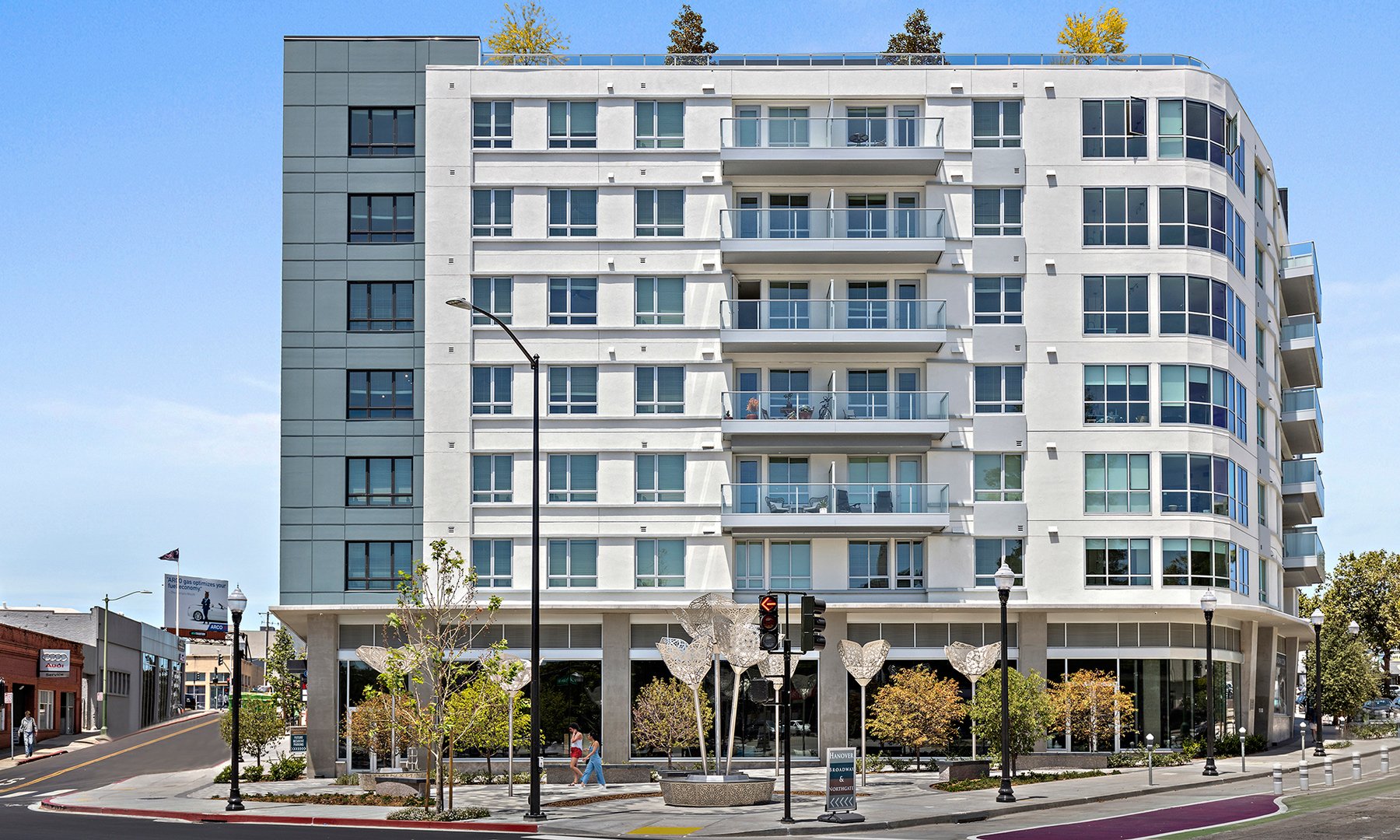 Hanover Broadway, 27th / Broadway#3,822 SF#Retail — Chromata Real Estate