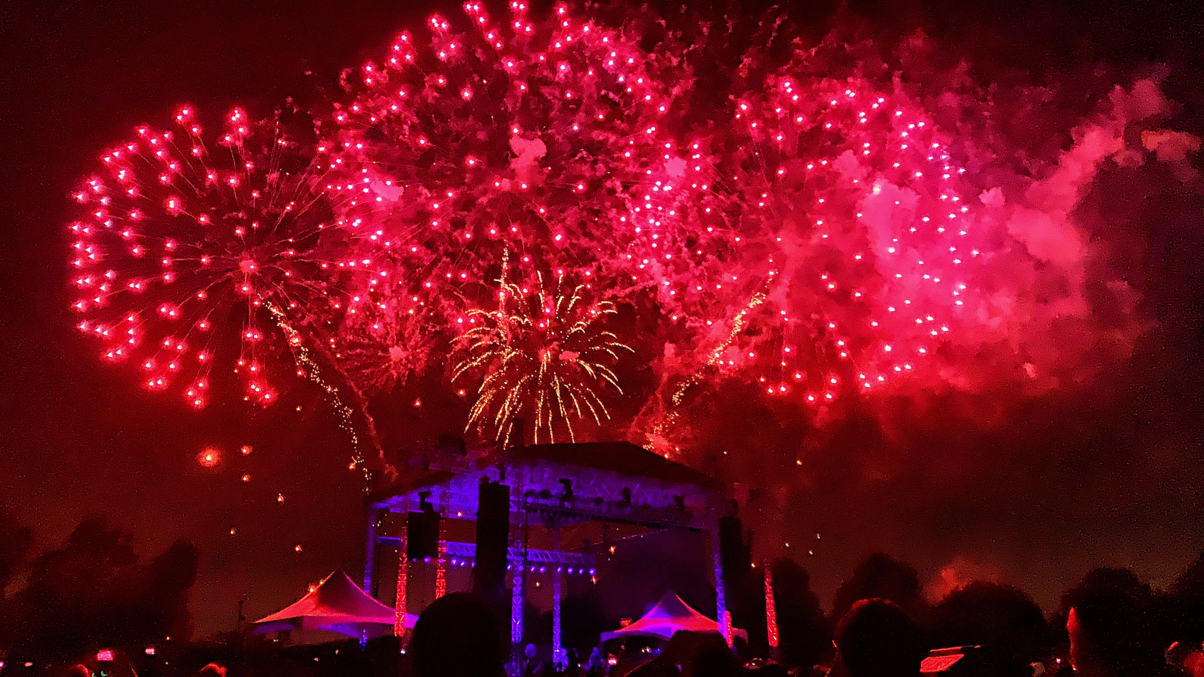 Kaboom town, Addison. Been to the fireworks show for the first time and it was great. Was surprised to hear that 200k cars were parked around the area. Happy 4th of July! :