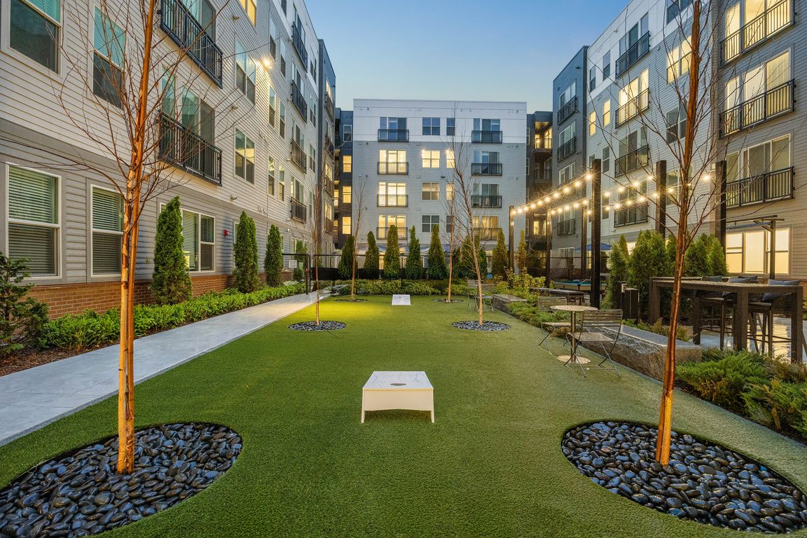 Hanover Stoneham - 95 Maple St Stoneham MA (10 units available) | Zillow
