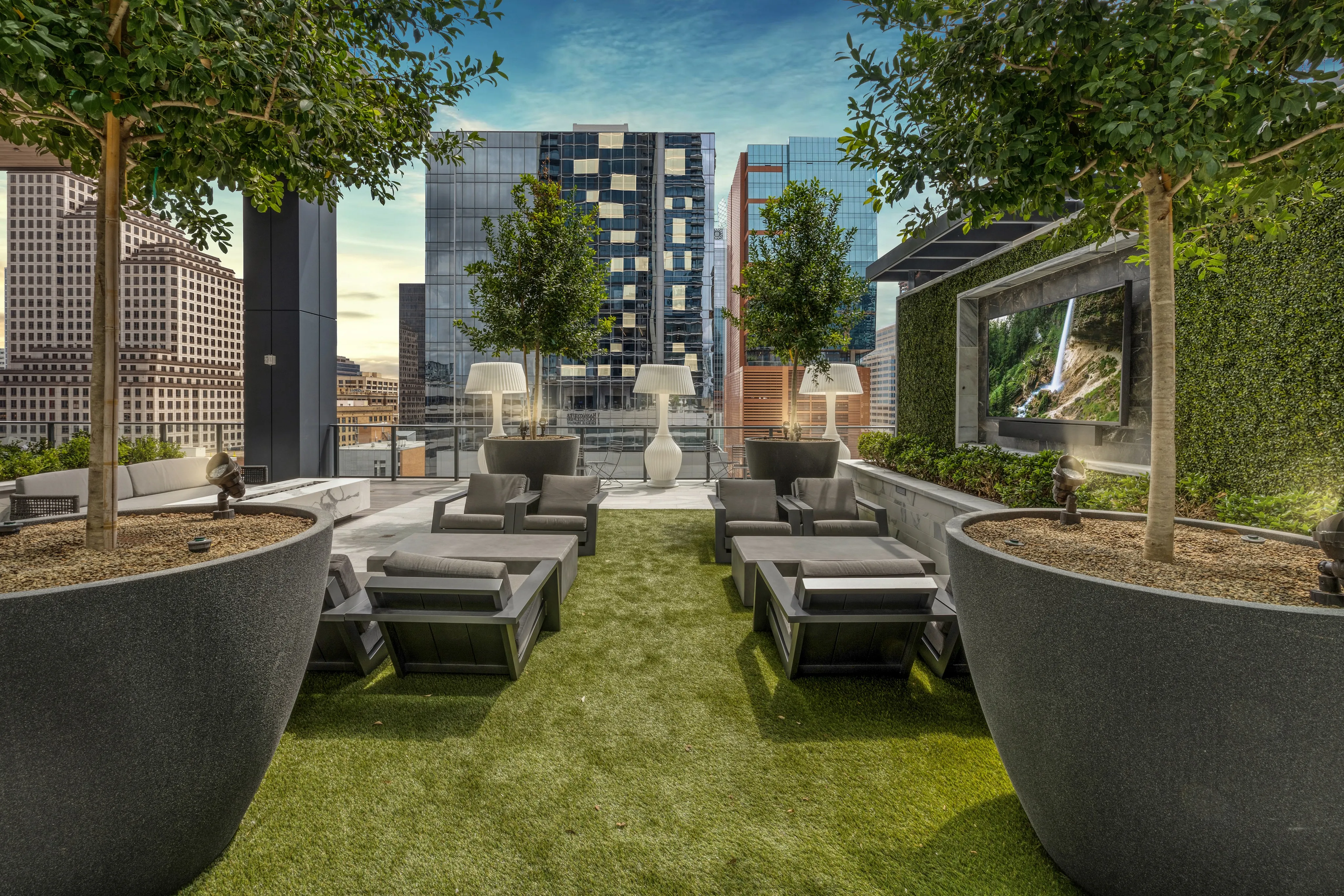 Representational photo of elevated open-air green space
