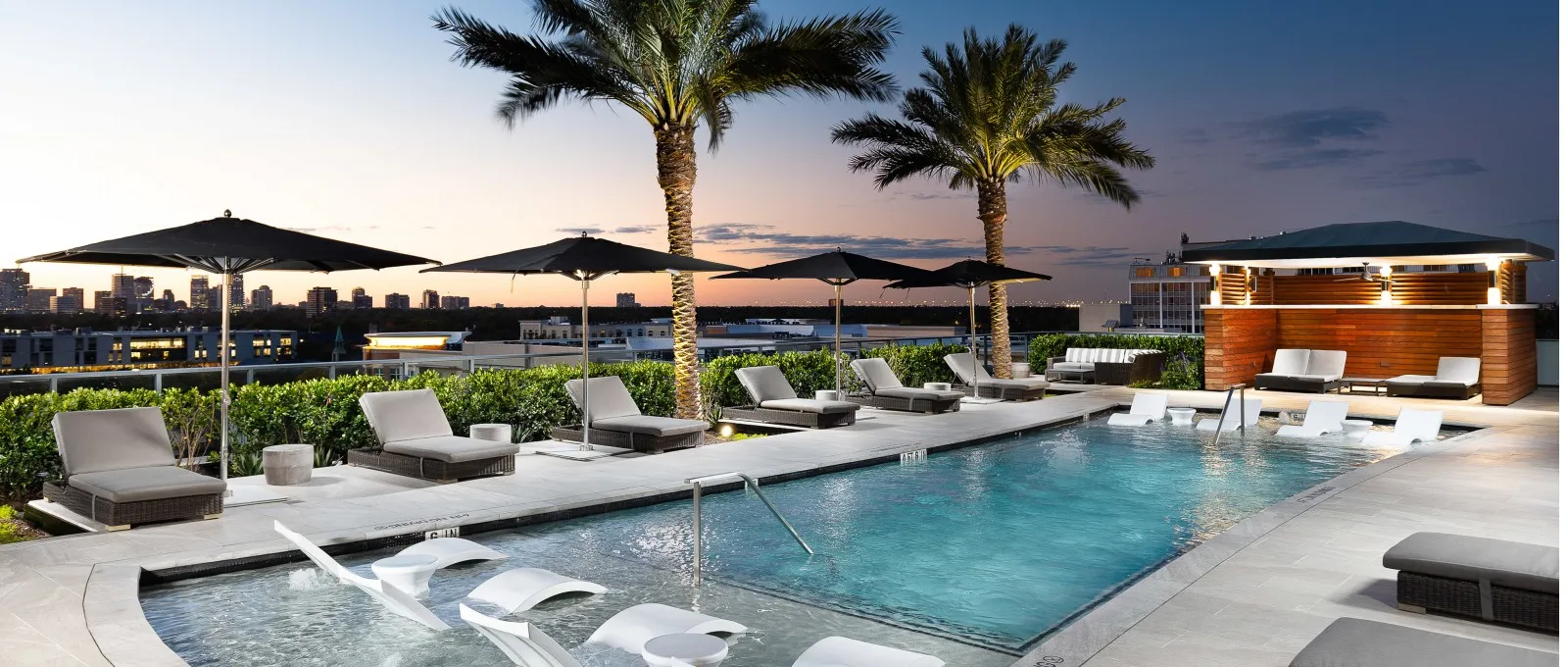 Hanover River Oaks Elevated Pool Deck