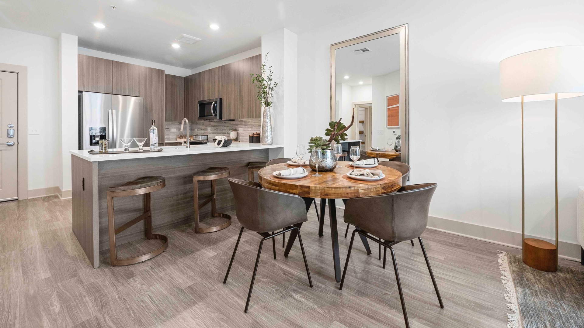 Denver, Colorado Luxury Apartments for Rent Hanover RiNo