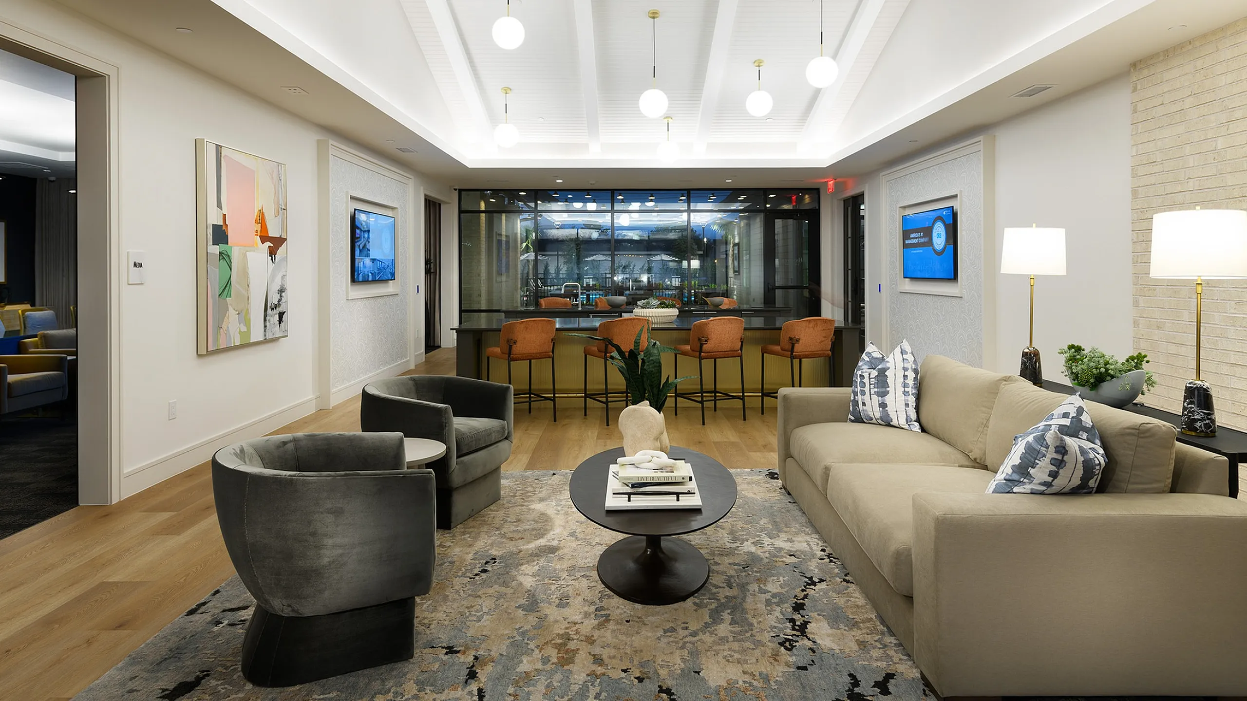 Hanover Sugar Land - Stylish Lounge Area