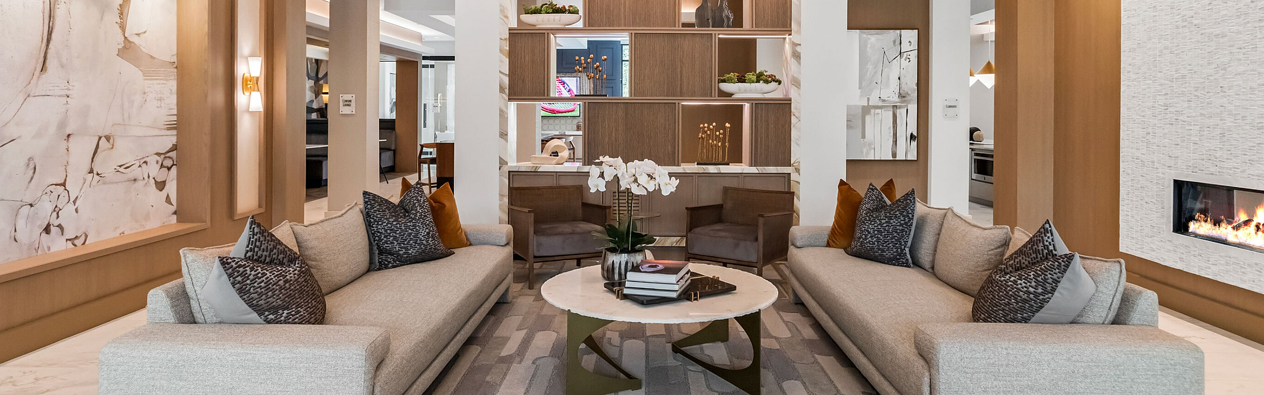 Taunton Crossing - Elegant Lounge