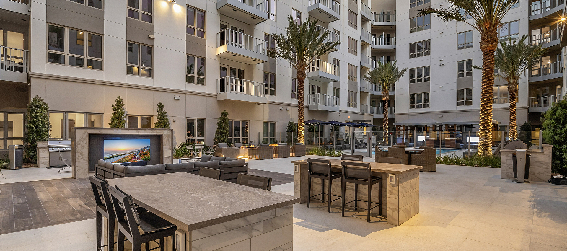 Hanover North Capitol - Outdoor Lounge Area