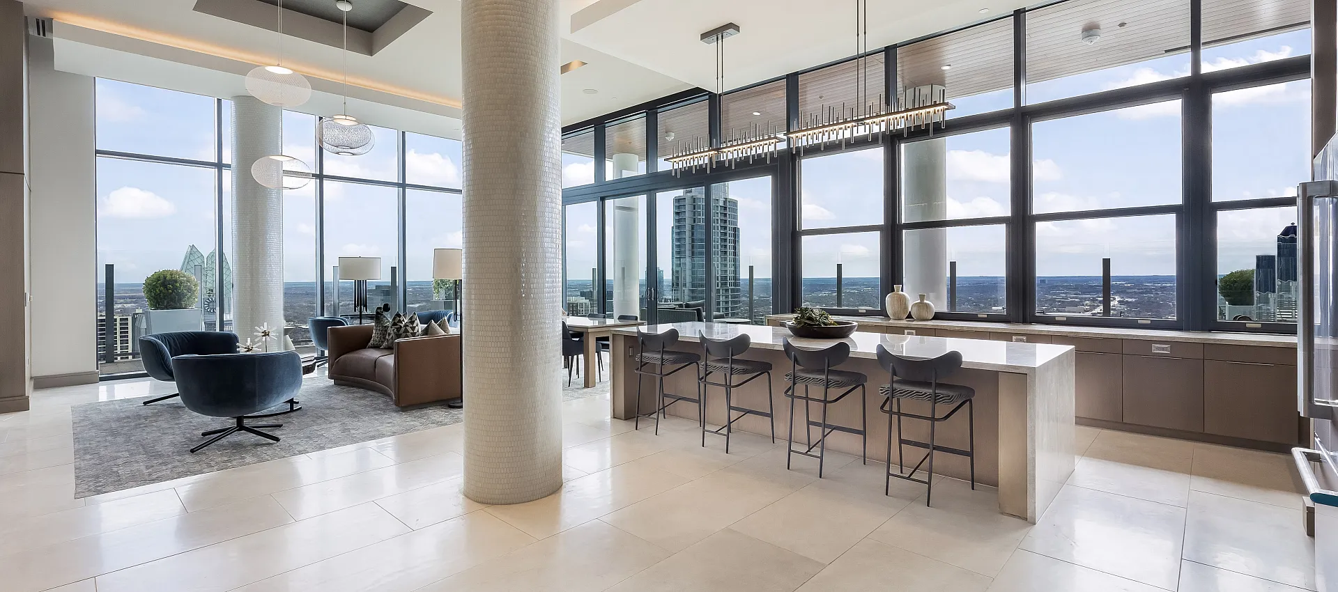 Hanover Republic Square - Spacious Living Area