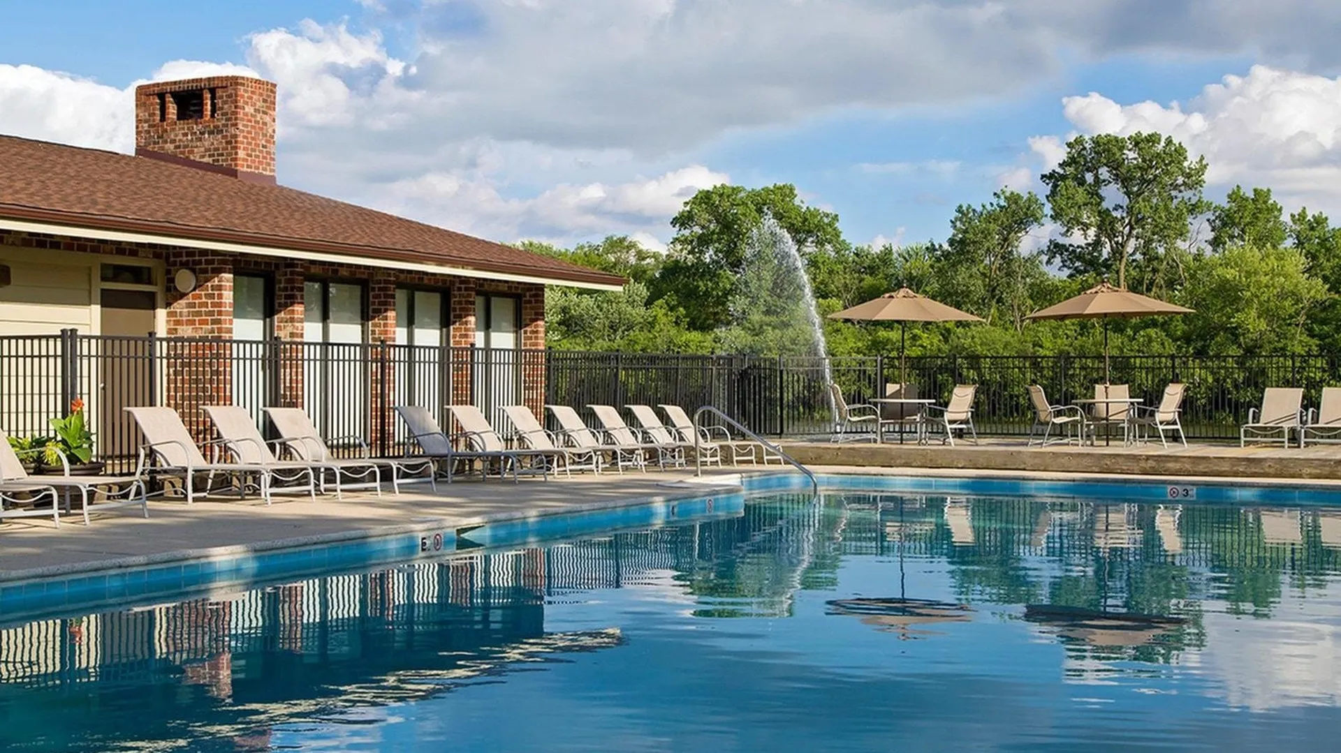 Swimming Pool  at Lake+House Apartments in Wheeling, IL