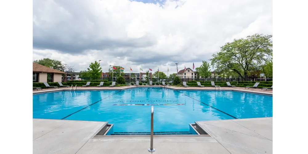 The Lifestyle International Village Lombard | Lombard, IL Apartments