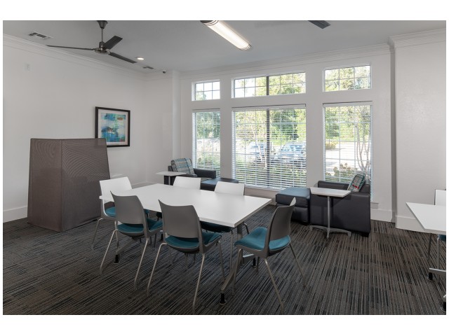 Image of Study Center with Computer Lab for Flatts at South Campus