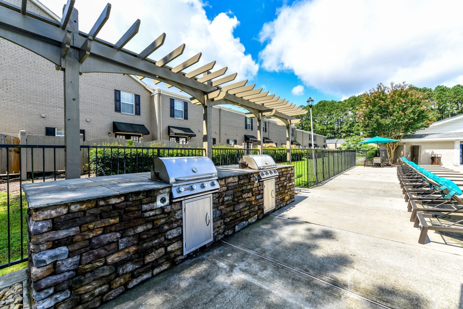 renew dunwoody bbq and picnic area