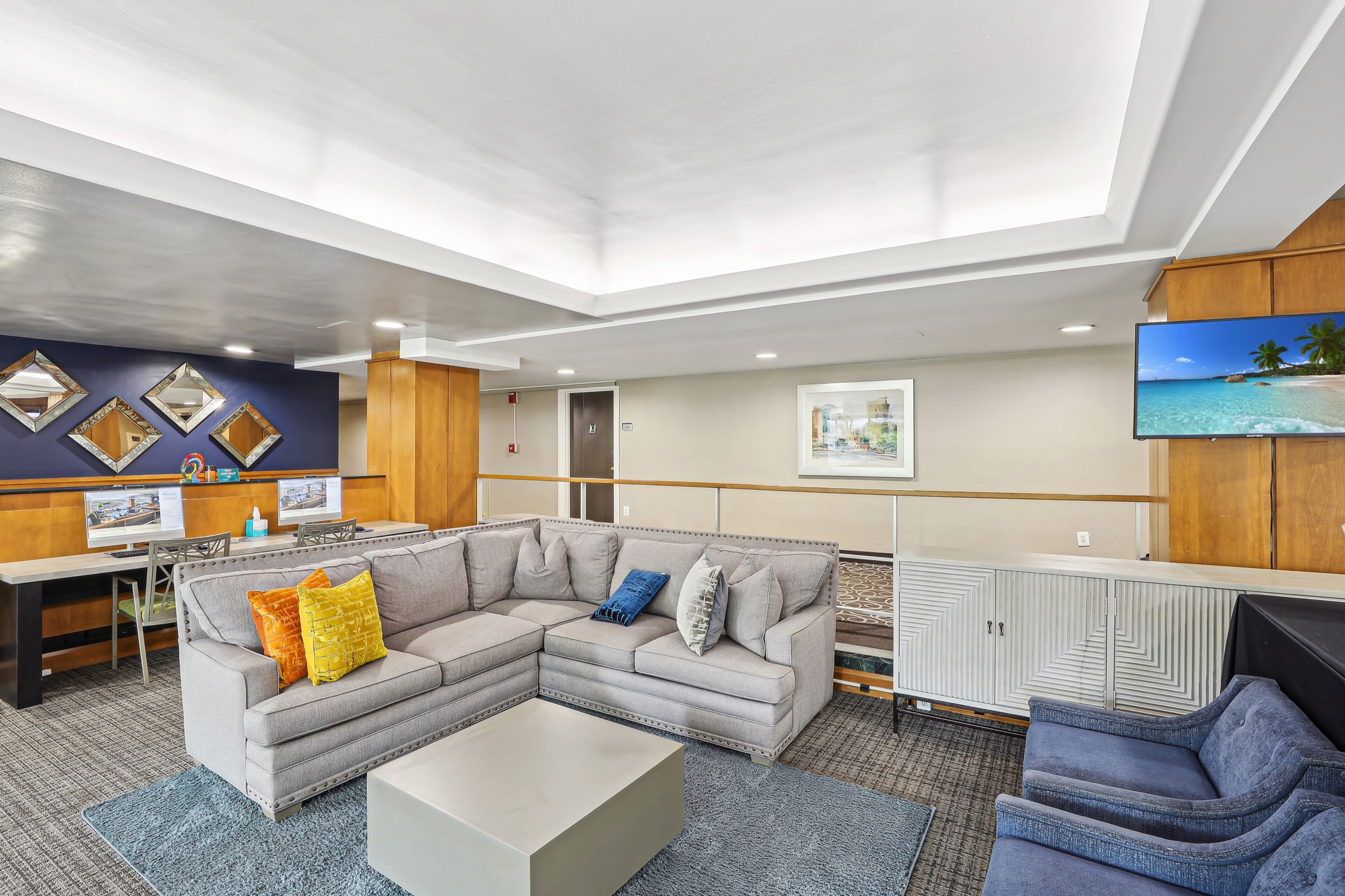 lounge