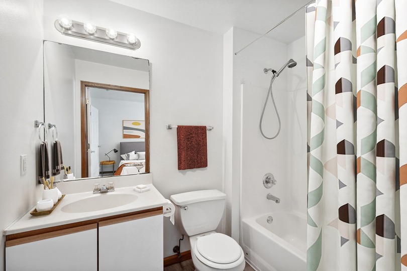 Community Photos ReNew at Alton Apartment Homes for Rent in Alton IL